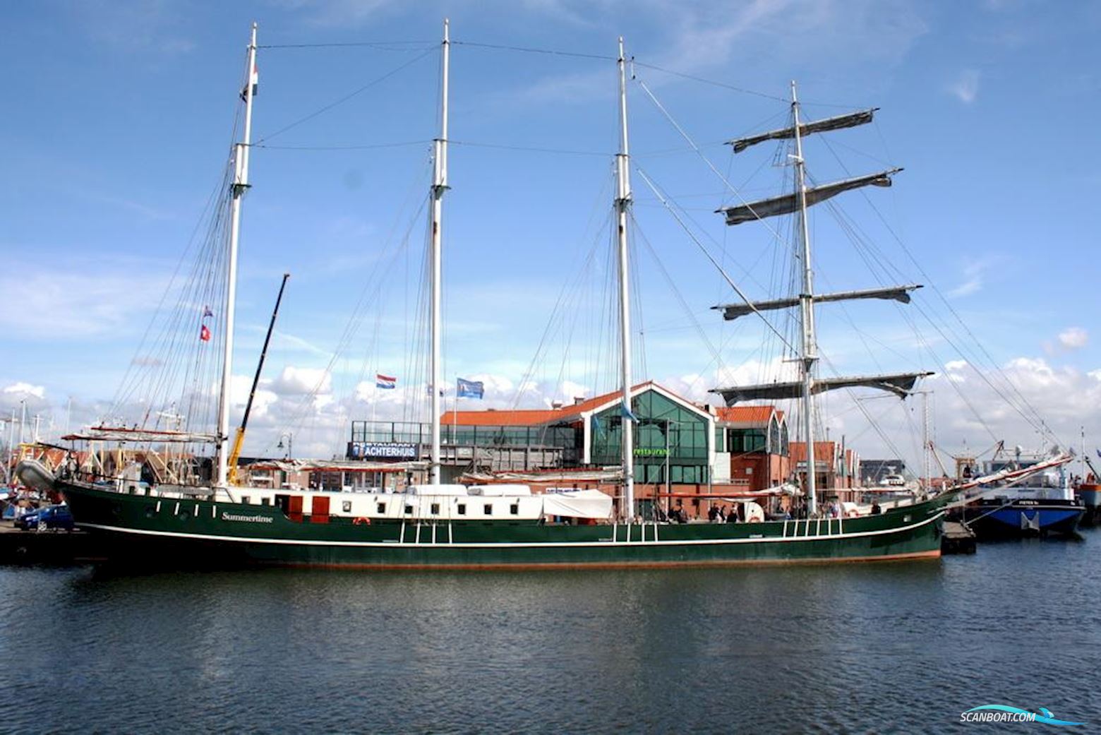 Traditional Barkentijn