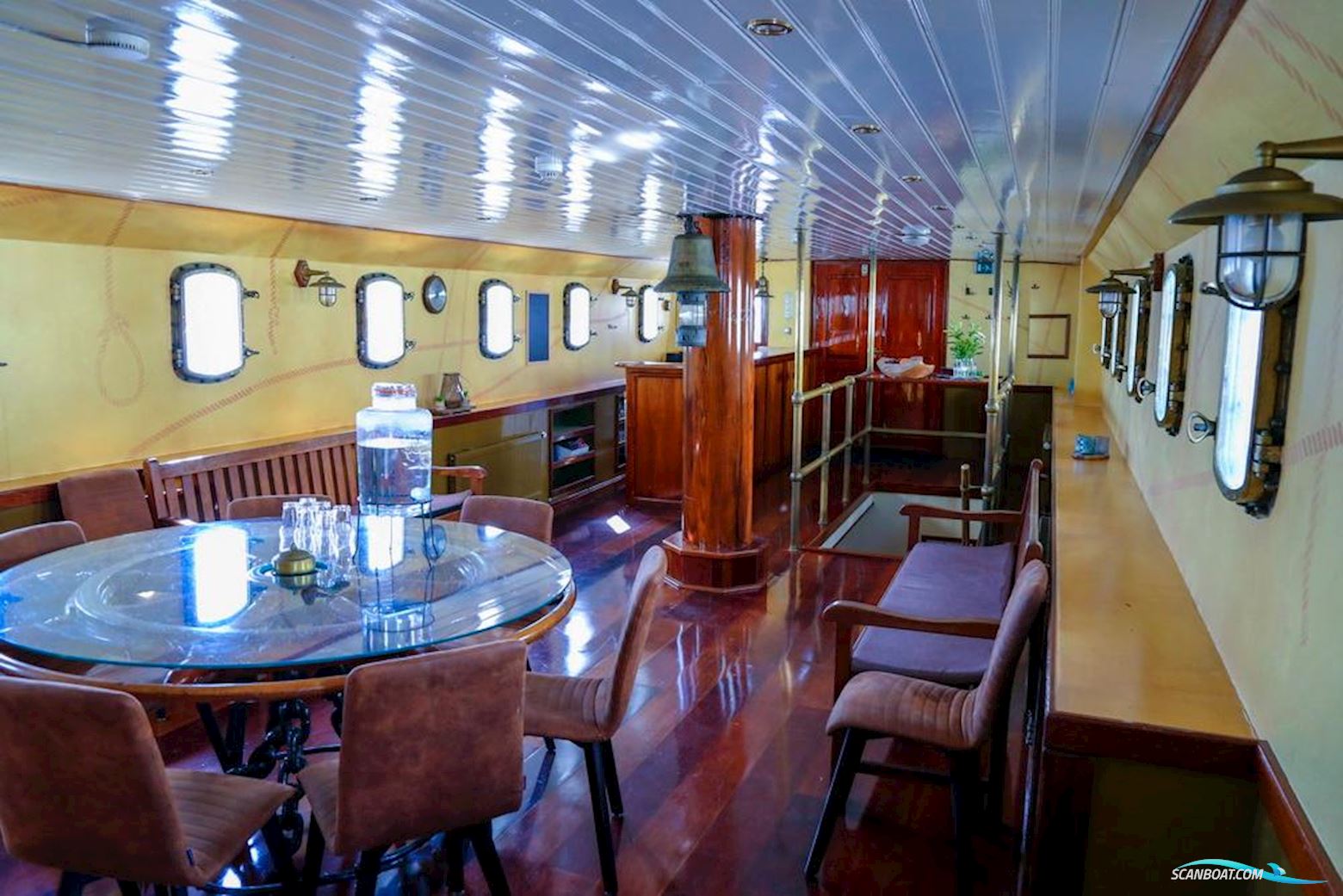 Traditional Barkentijn