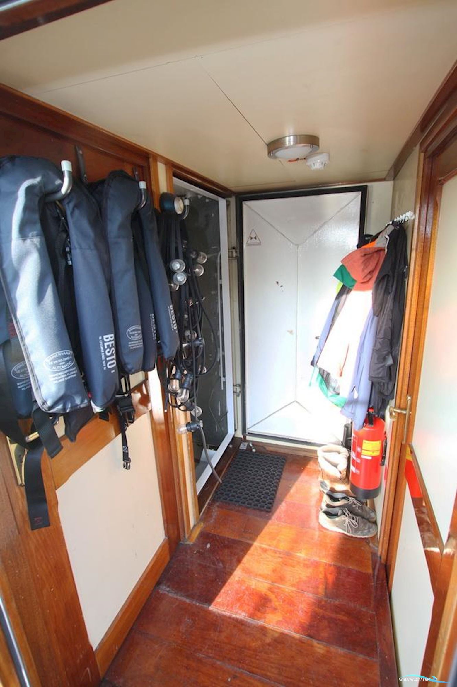 Traditional Barkentijn