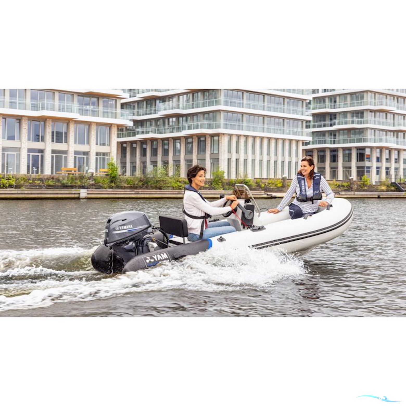 Yamaha YAM 350 TAf gummibåd med konsol og F25GETL påhængsmotor