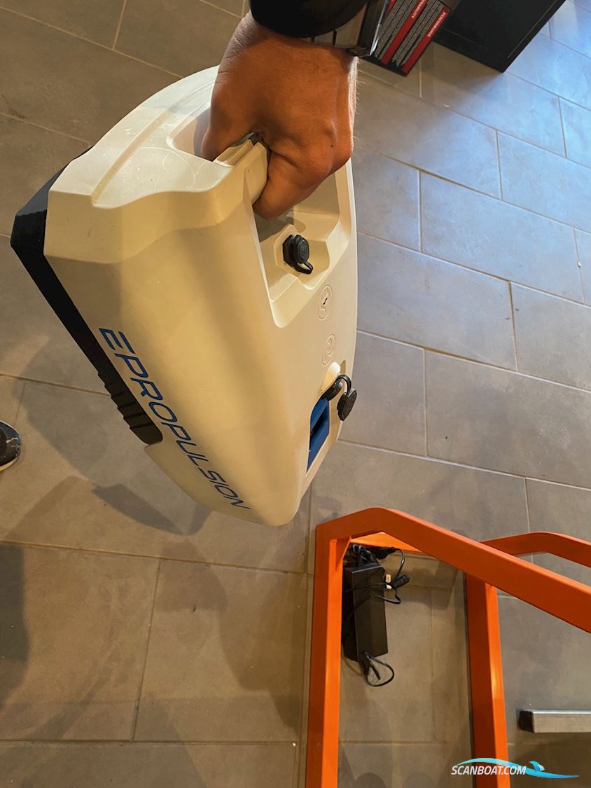 Epropulsion Spirit 1.0