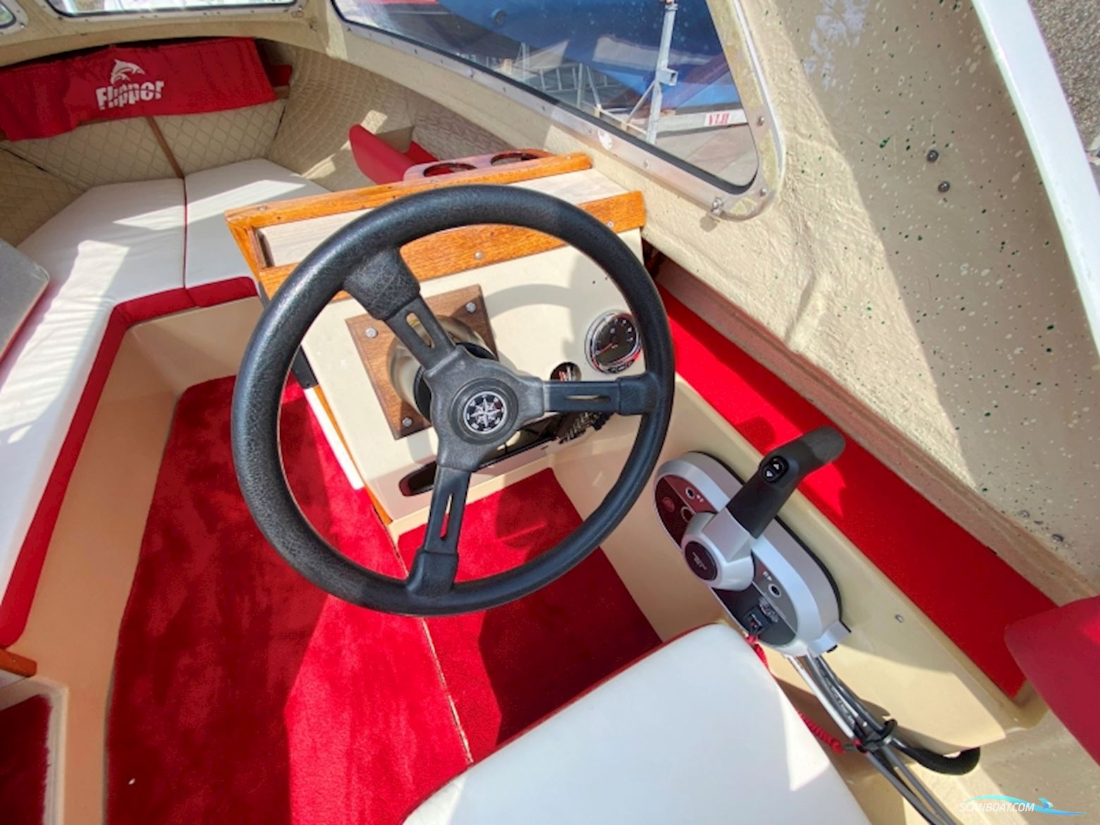 Flipper 570 HT Hardtopbåd