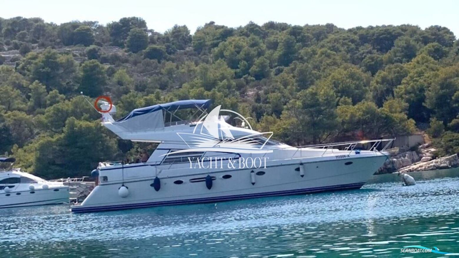 Johnson Boats 56 Fly Boatengine 1996, with Caterpillar Inc. engine, Croatia