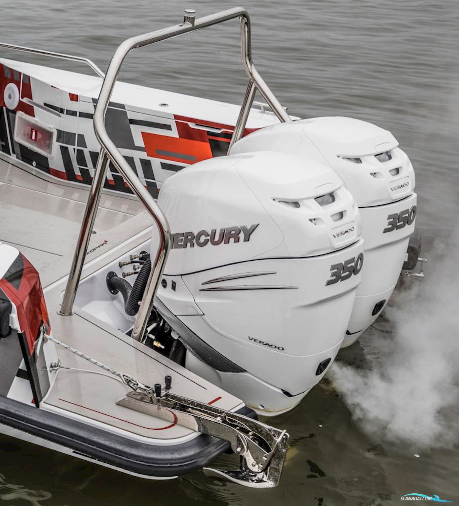 Mercury L6 350 Cxl - White