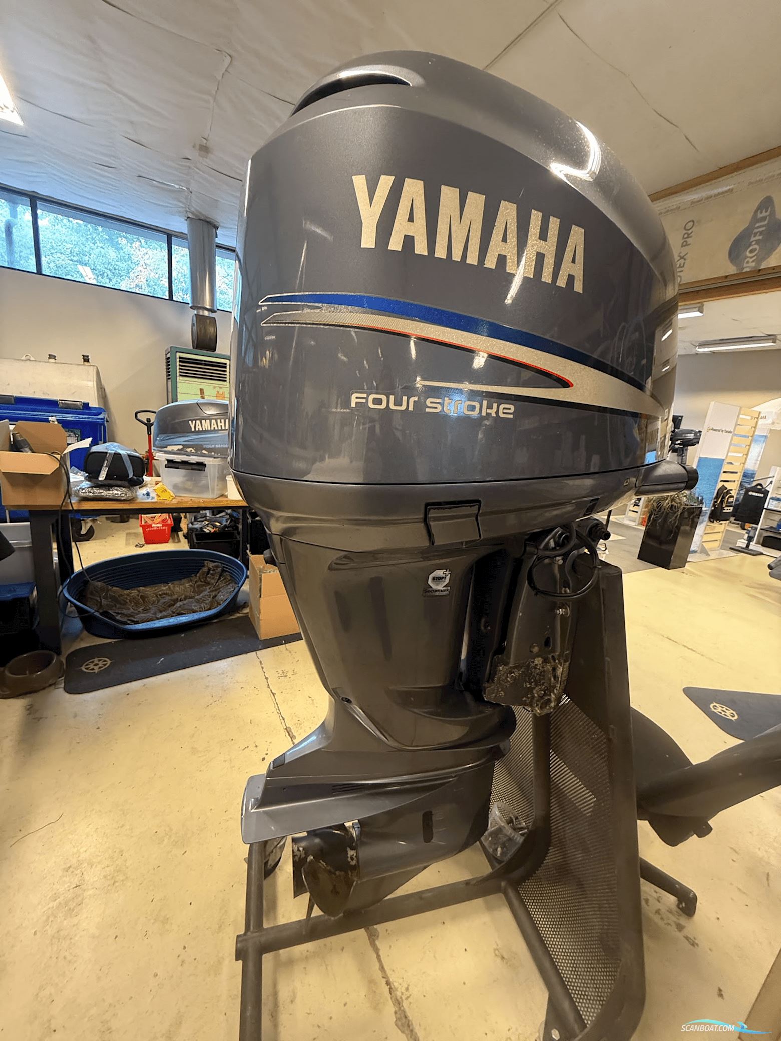 Yamaha F200AETX