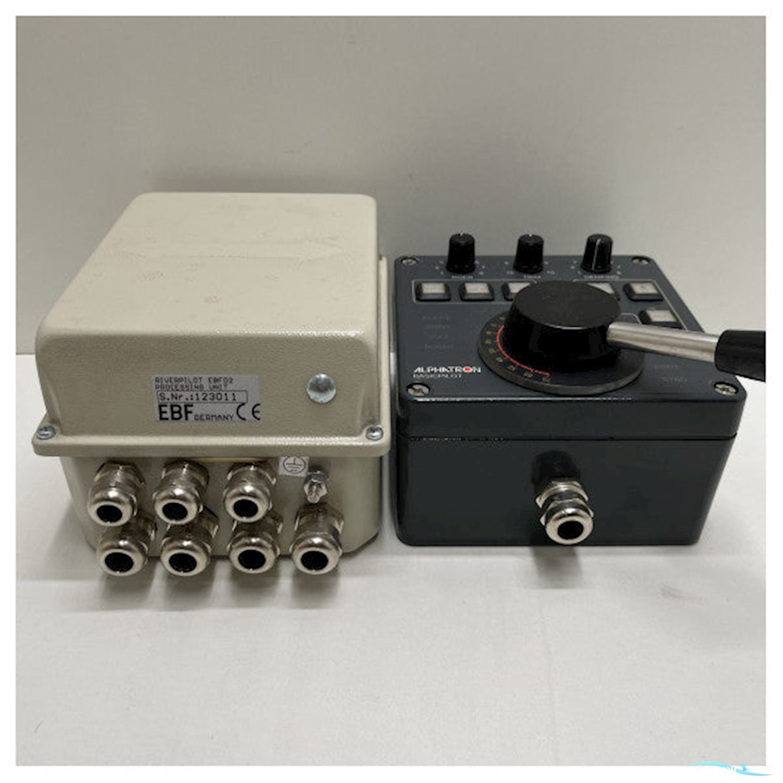 Alphatron Alphapilot Basic Control Unit - Processor Unit - 3104.0155 Boatequipment 2025, The Netherlands