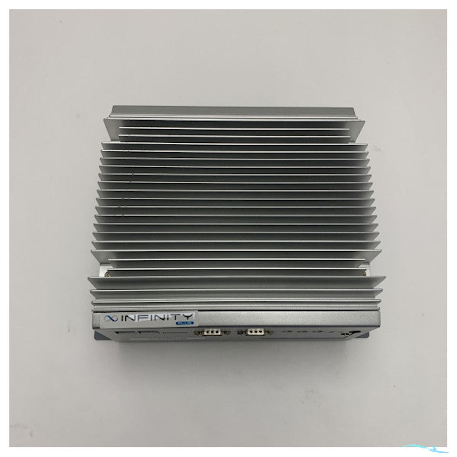 Devocean Infinity Navarino Asata processor unit | computer