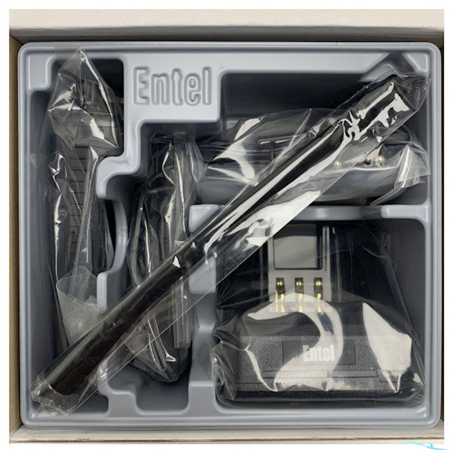 Entel HT722S Vhf High Band Marine Handheld Radio Complete Set - 136 - 174 Mhz 5W