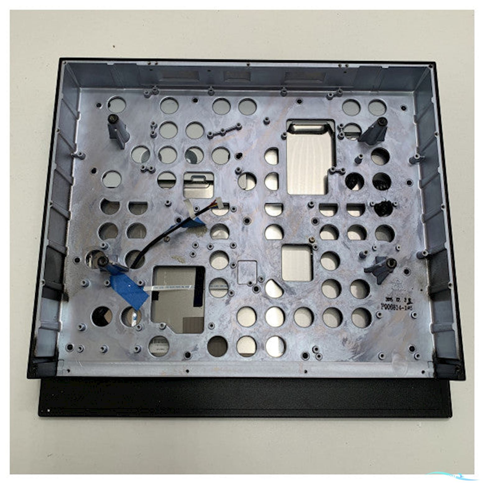 Hatteland 24 Inch Display Chassis Kit - Std-MA1-Faga