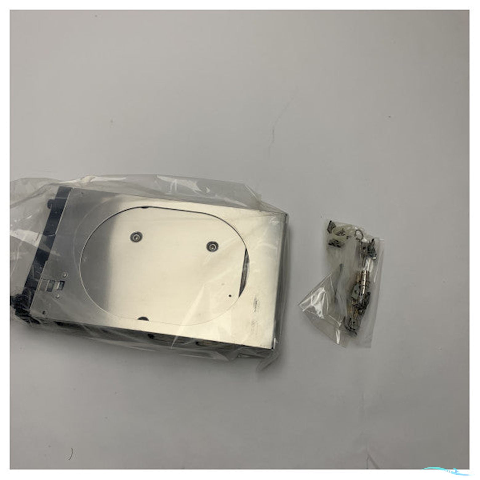 Icom Vhf Radio Airband Transceiver IC-A220