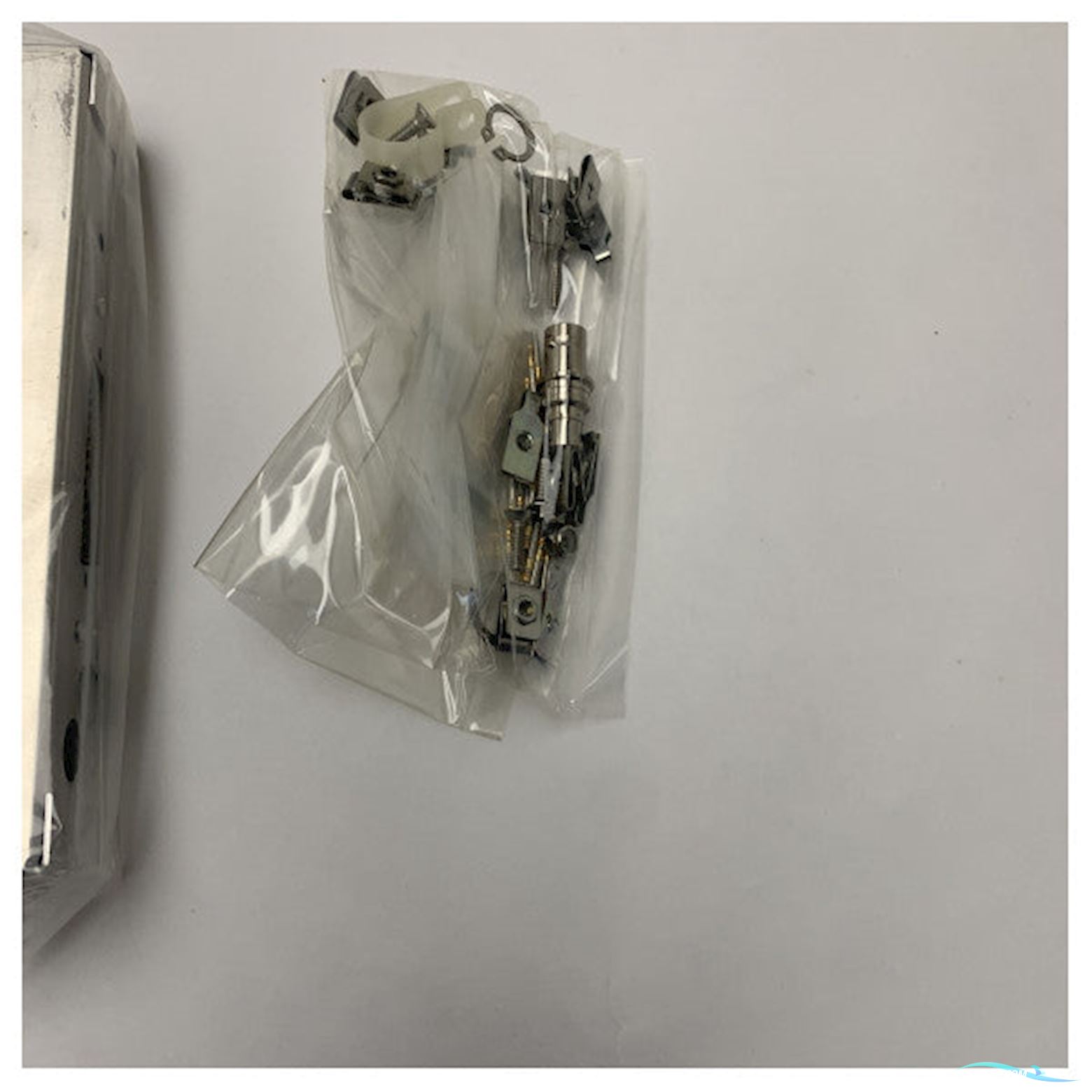 Icom Vhf Radio Airband Transceiver IC-A220