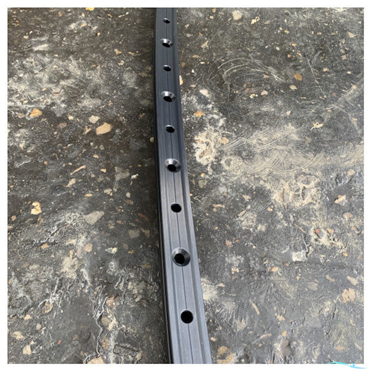Lewmar HTX2 DP Pre-Drilled Curved Track 2975mm - 29372853