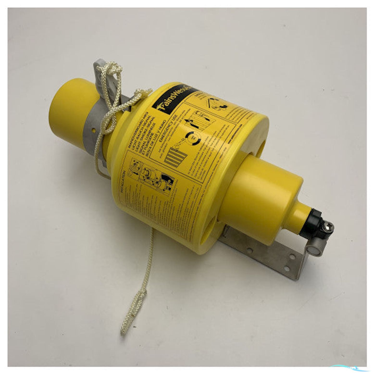 Maxwell Pains Wessex Manoverboard Mk9 Manoverboard MK9 Compact Lifebuoy Marker - 9537800