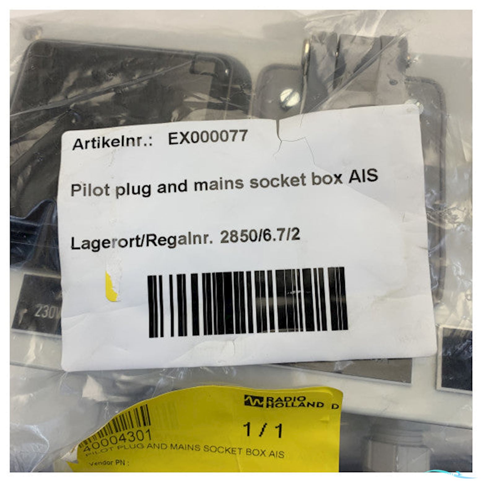 Onbekend Ais Pilot Plug And Mains Socket Box 230 / 115V