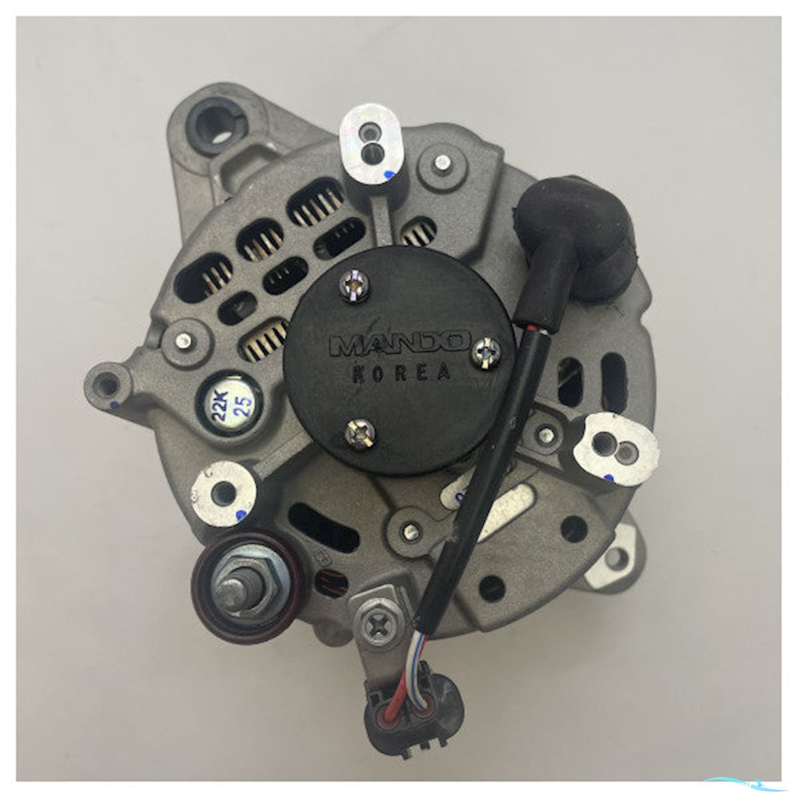 Onbekend Valeo 12V 65A Marine Alternator For Reliable Boat Power Supply - AC165531