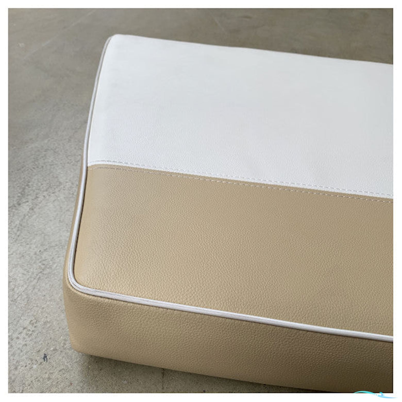 Quicksilver 540 Cruiser Right Stern Aft Cushion White Beige - 878Del143N