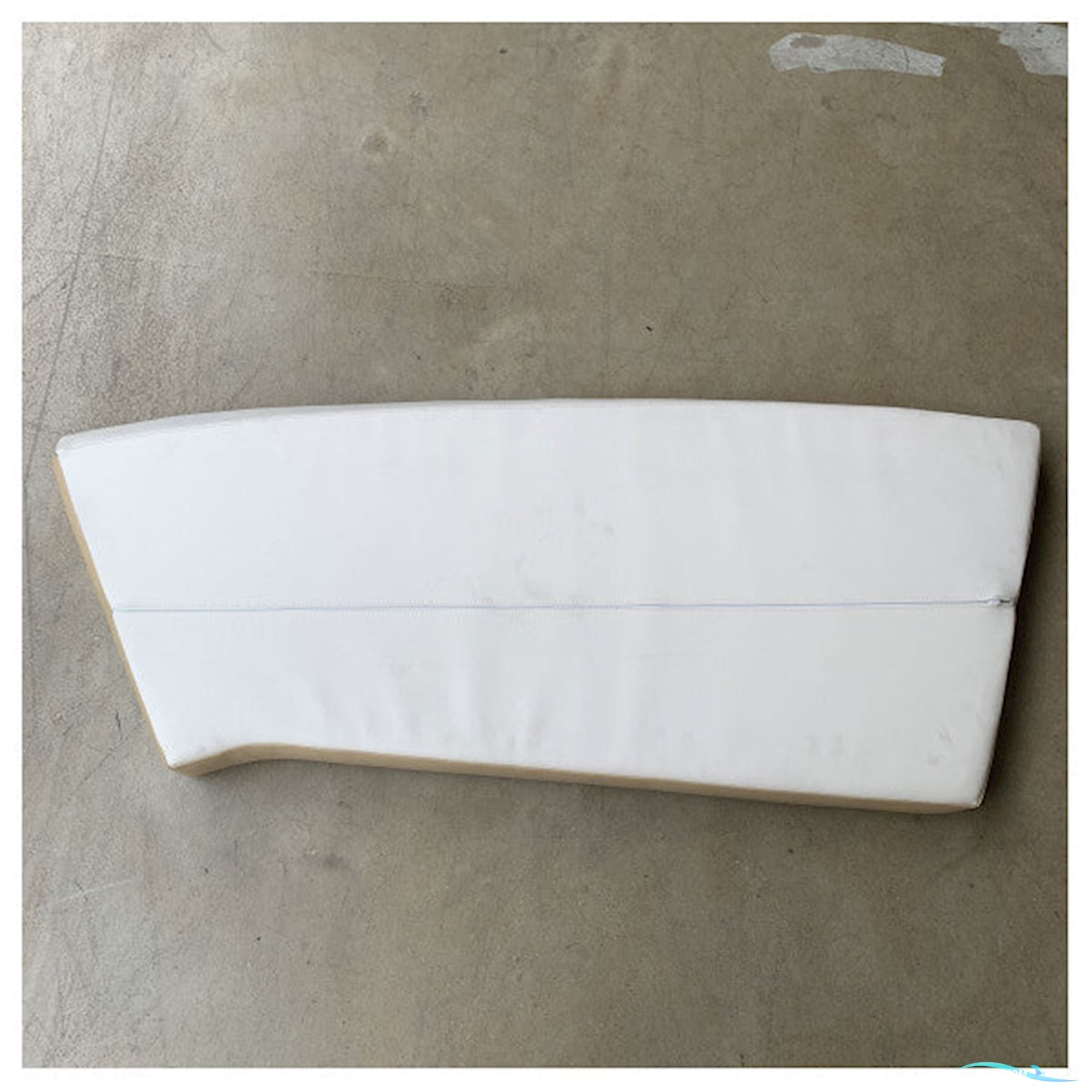 Quicksilver 540 Cruiser Right Stern Aft Cushion White Beige - 878Del143N
