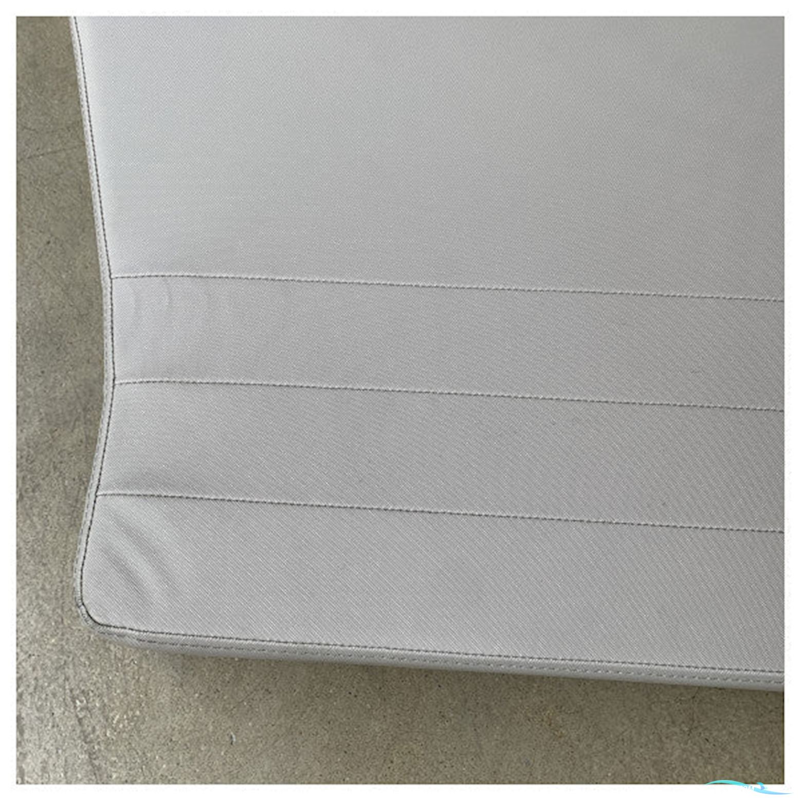 Quicksilver 675 Pilothouse Starboard Side Berth Mattress White - 2118166