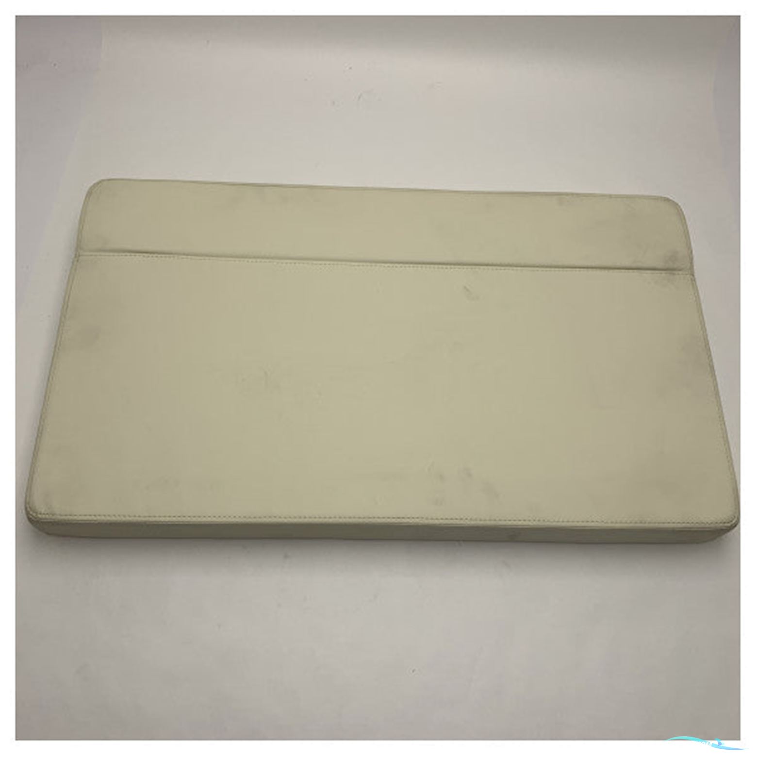 Quicksilver Activ 755 Weekend White Seat Cushion For Dinette Front Seat - 2222340 Boatequipment 2025, The Netherlands