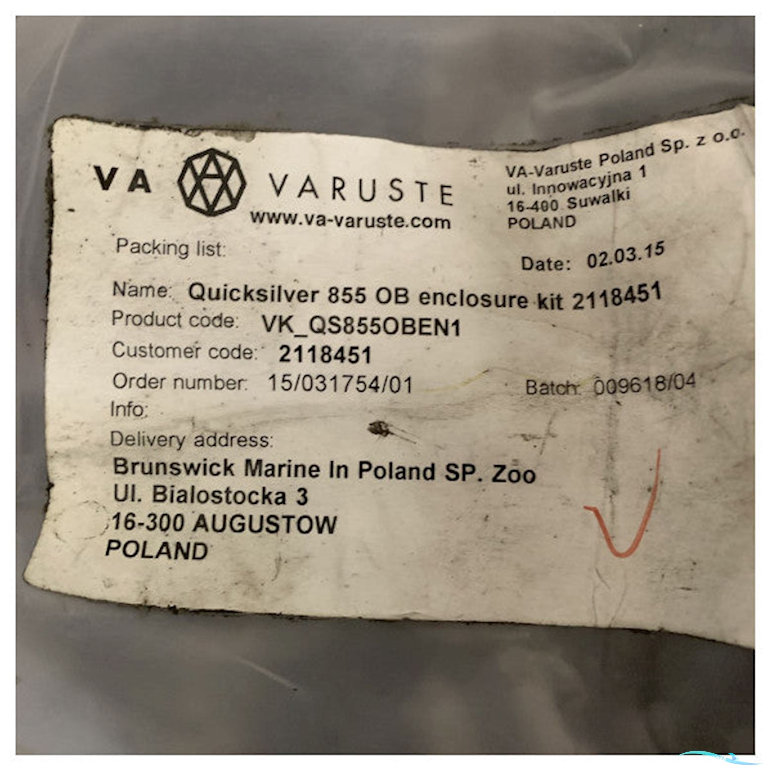 Quicksilver Activ 855 Weekend Aft Cockpit Black Enclosure Kit - VK_QS855Oben1