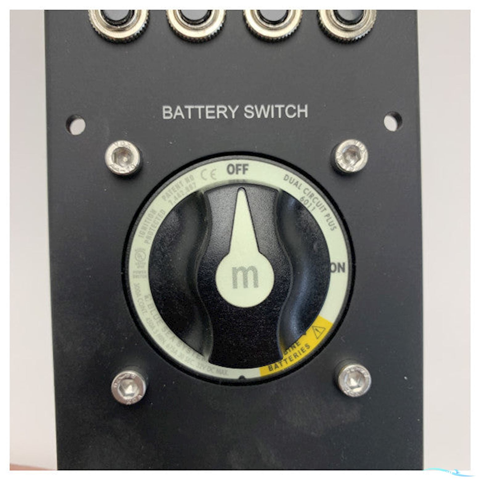 Quicksilver Marine Single Engine Control Panel With Battery Switch - 12V DC Boat Electrical System