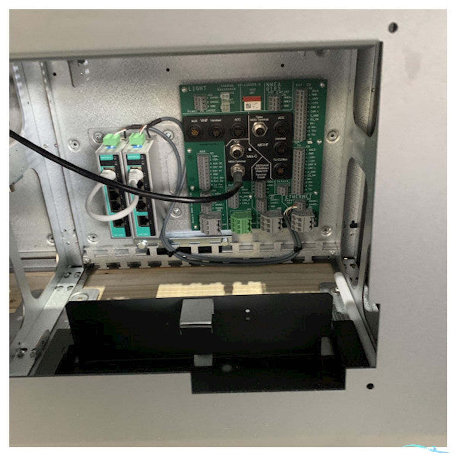 Sailor Cobham 406333D-2000 6333D A3 Gmdss Console