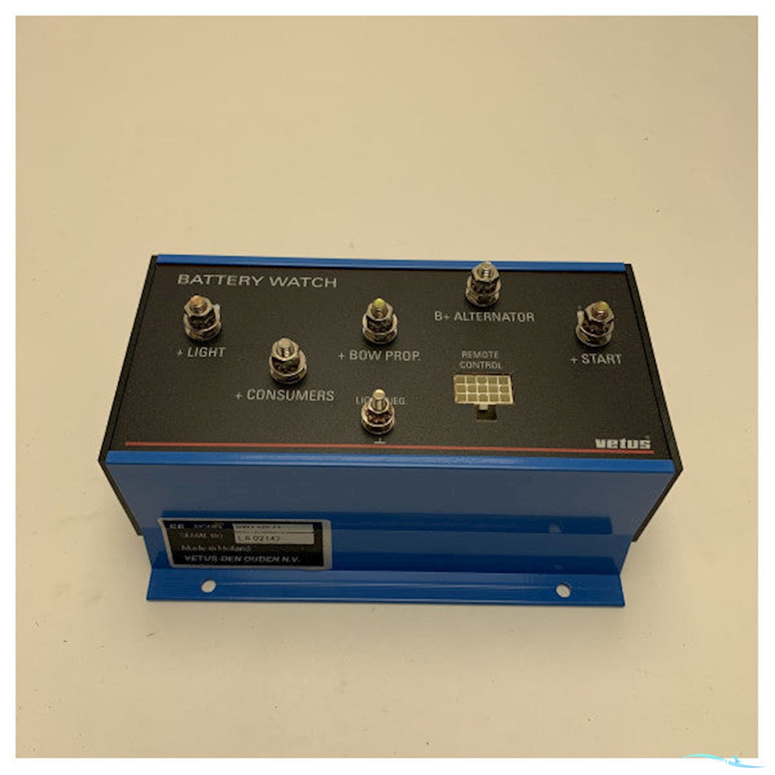 Vetus BW3 Battery Monitor And Power Distributor 24V 125A - BW312524L