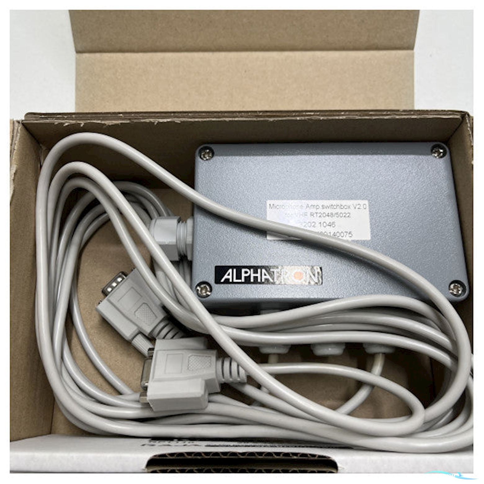 Alphatron Microphone Amp Switchbox For RT2048 And RT5022 Vhf
