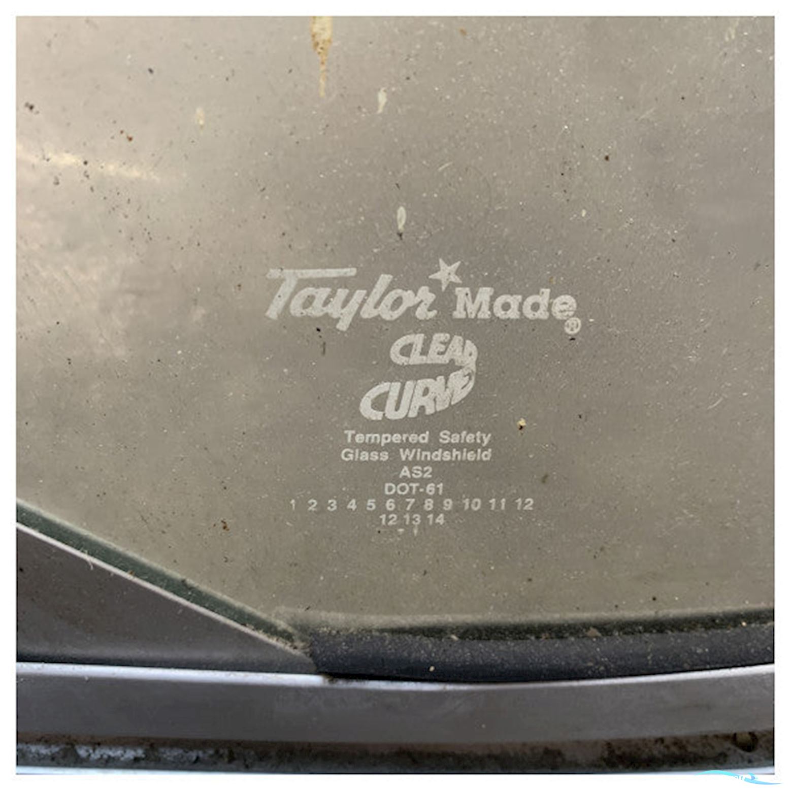 Bayliner 185 Bowrider Stbd Windshield Front Window