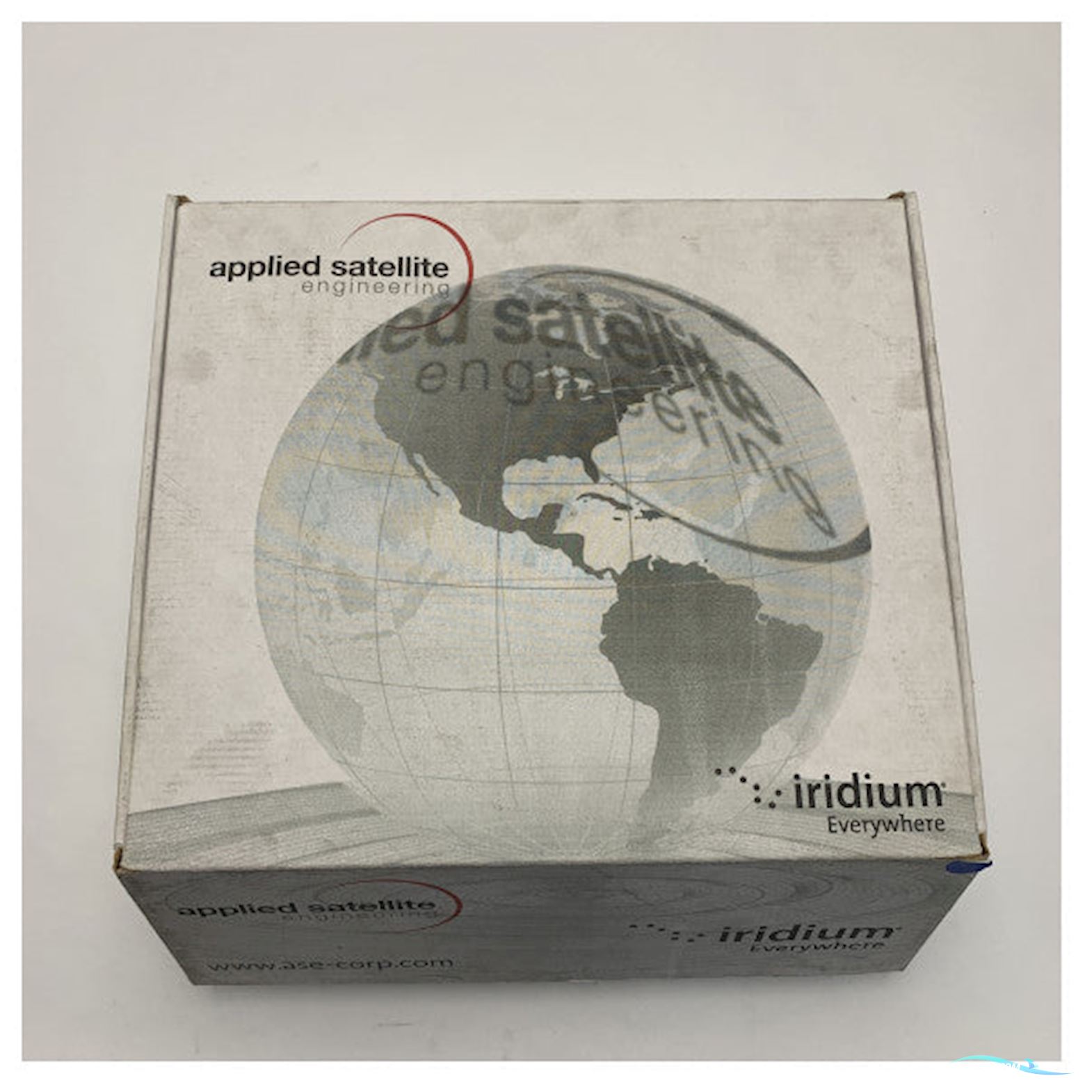 Iridium 9575 Satellite Phone Docking Station For Marine And Vehicle Use - Beam Litedock Extreme