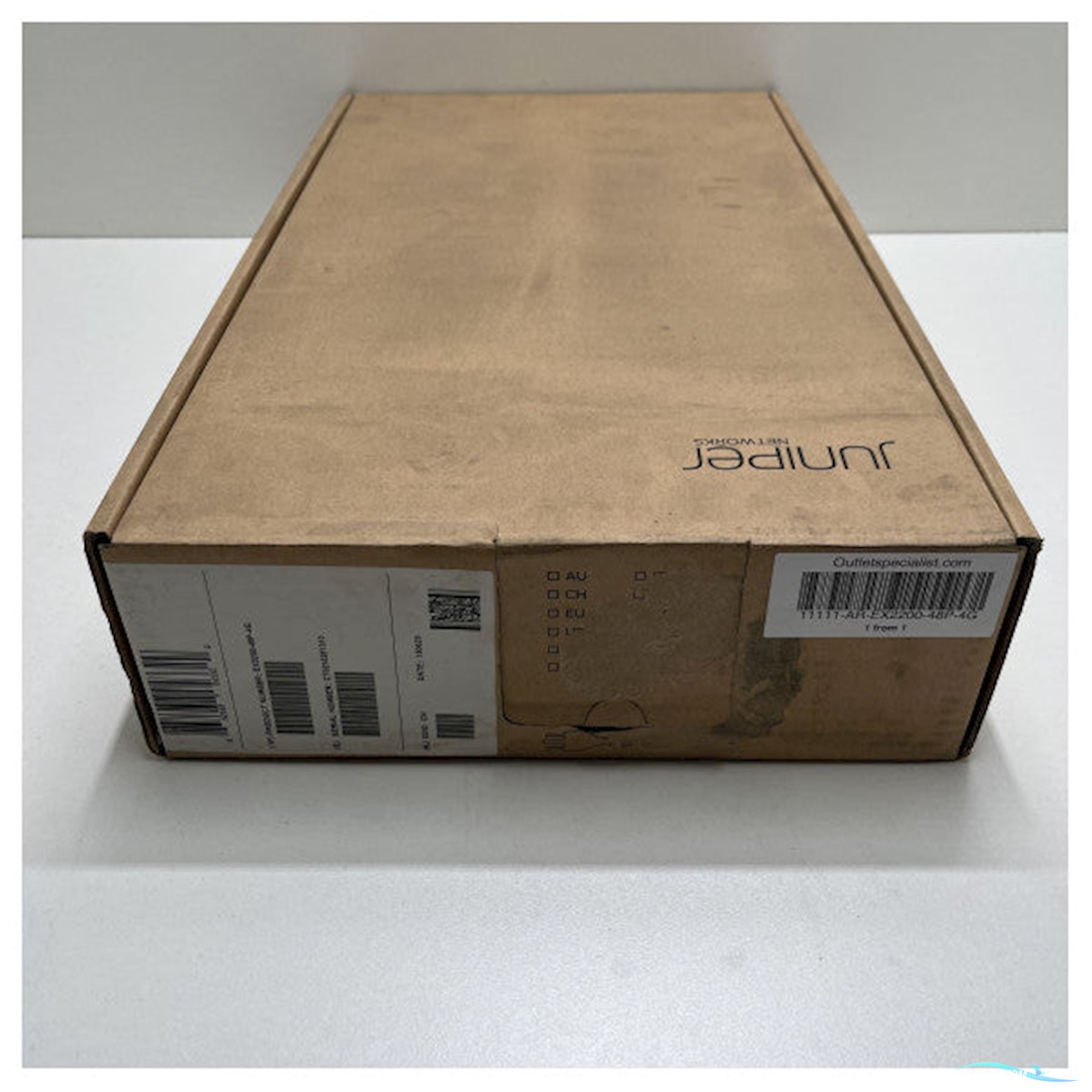 Juniper Network switch EX2200 48-port 4G - EX2200-48P-4G