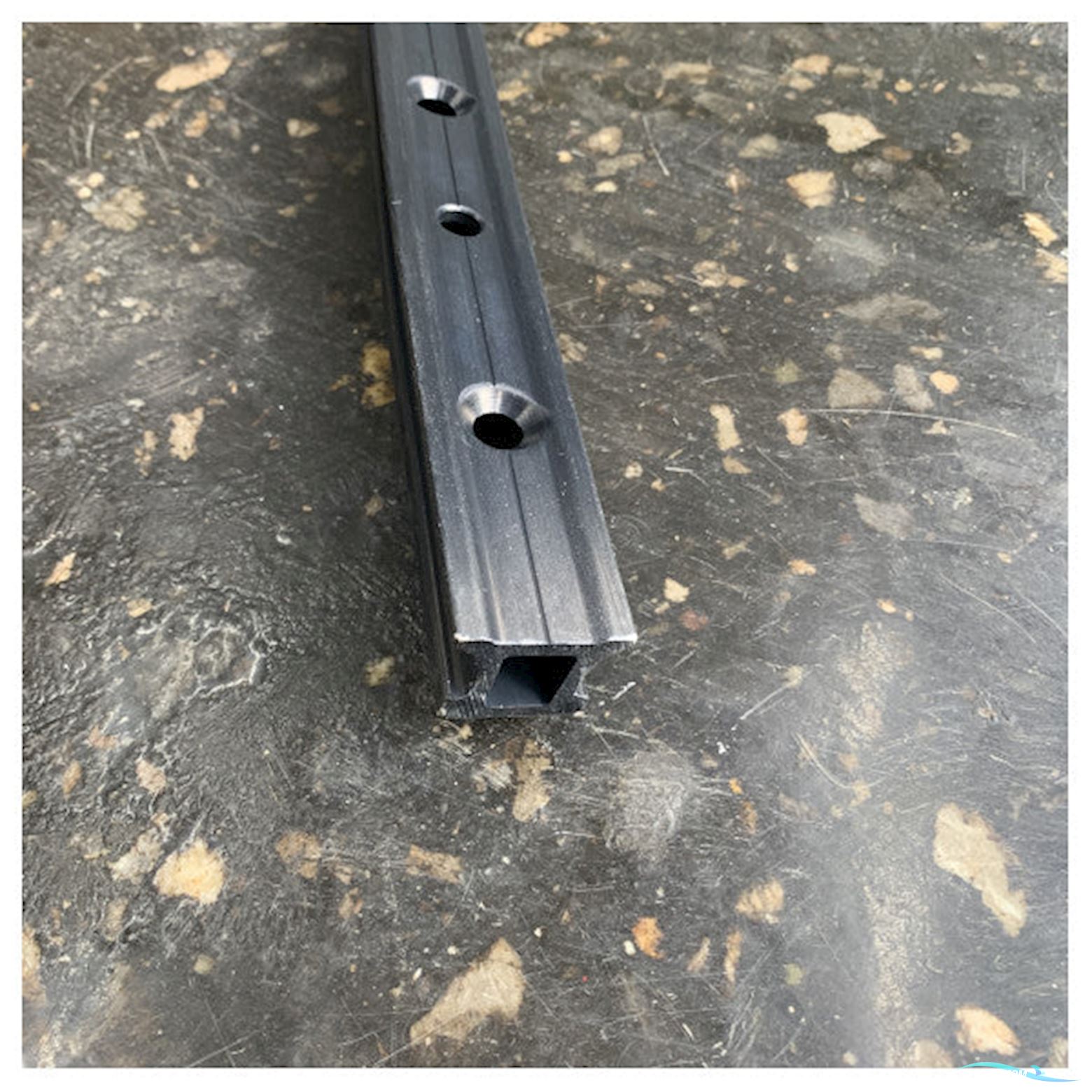 Lewmar HTX2 DP Pre-Drilled Curved Track 2975mm - 29372853