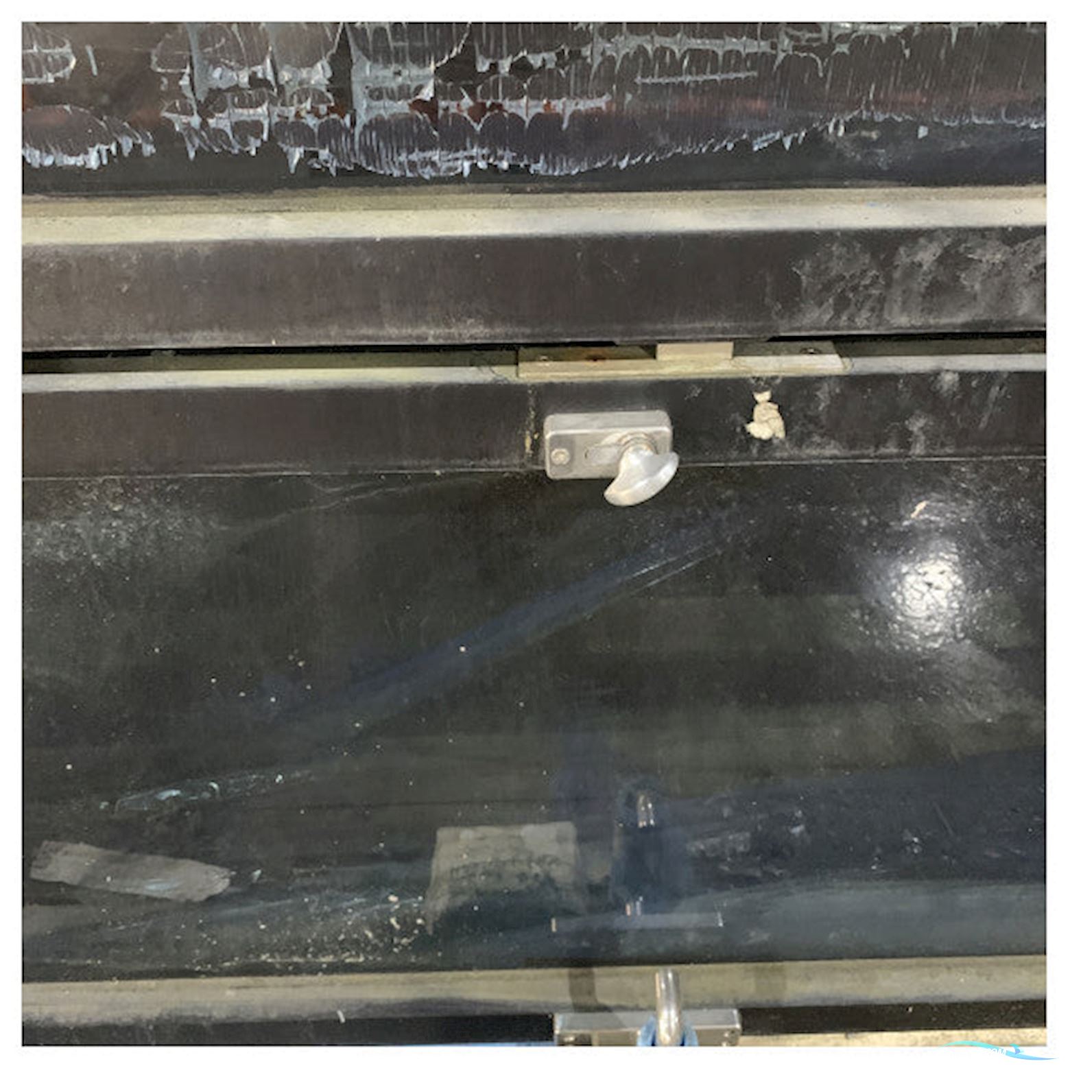 Lewmar Moody 41 Decksaloon glass opening door TBF0708 - 79075386