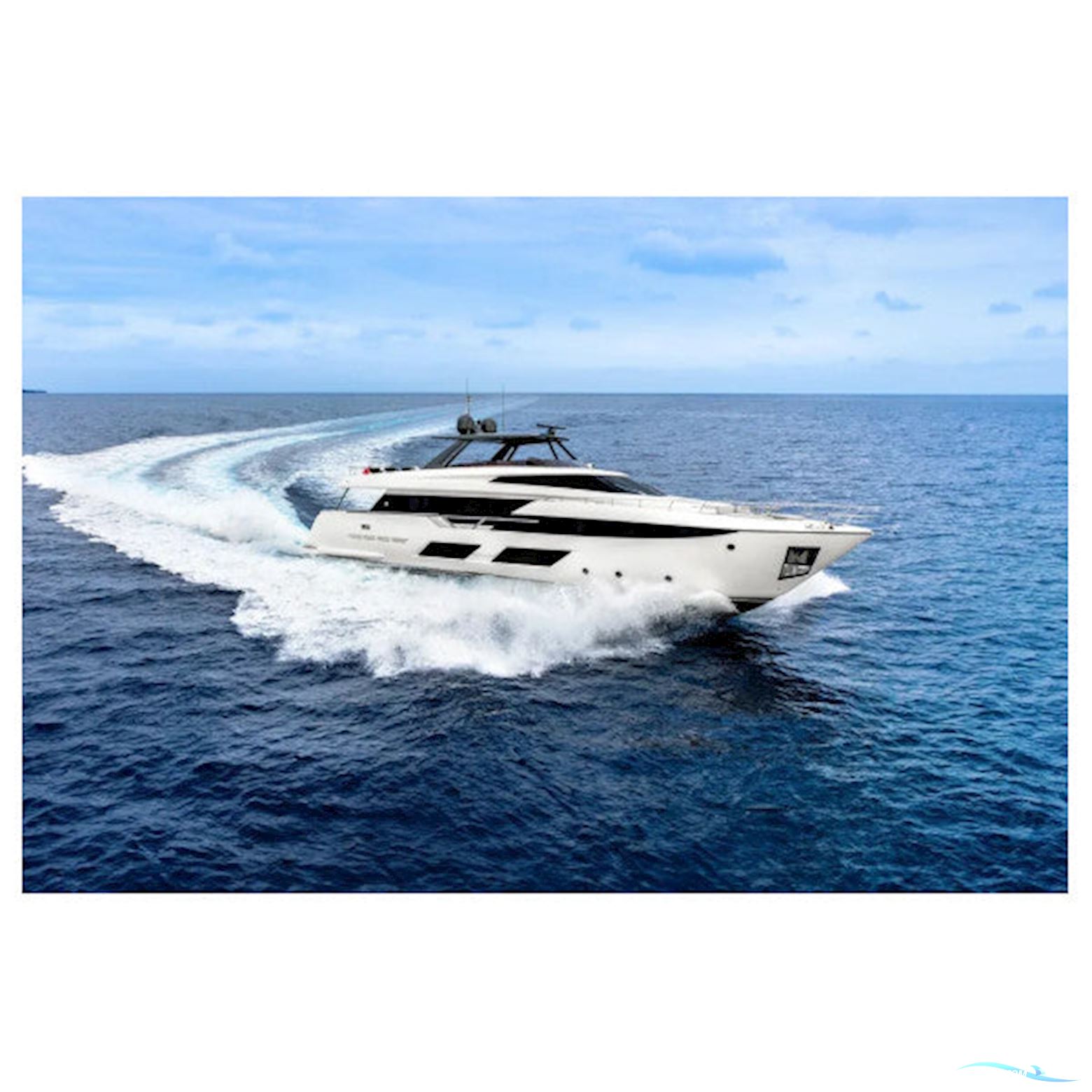 Nemo Ferretti 920 side mount front glass panel with opening porthole - 420407 Bootaccessoires 2025, The Netherlands