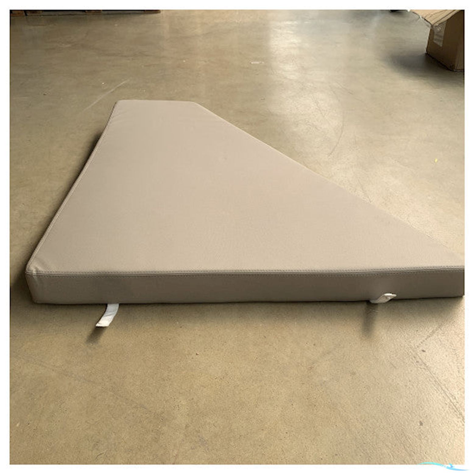 Quicksilver 675 Cruiser Sunlounge Filler Cushion - 2312966