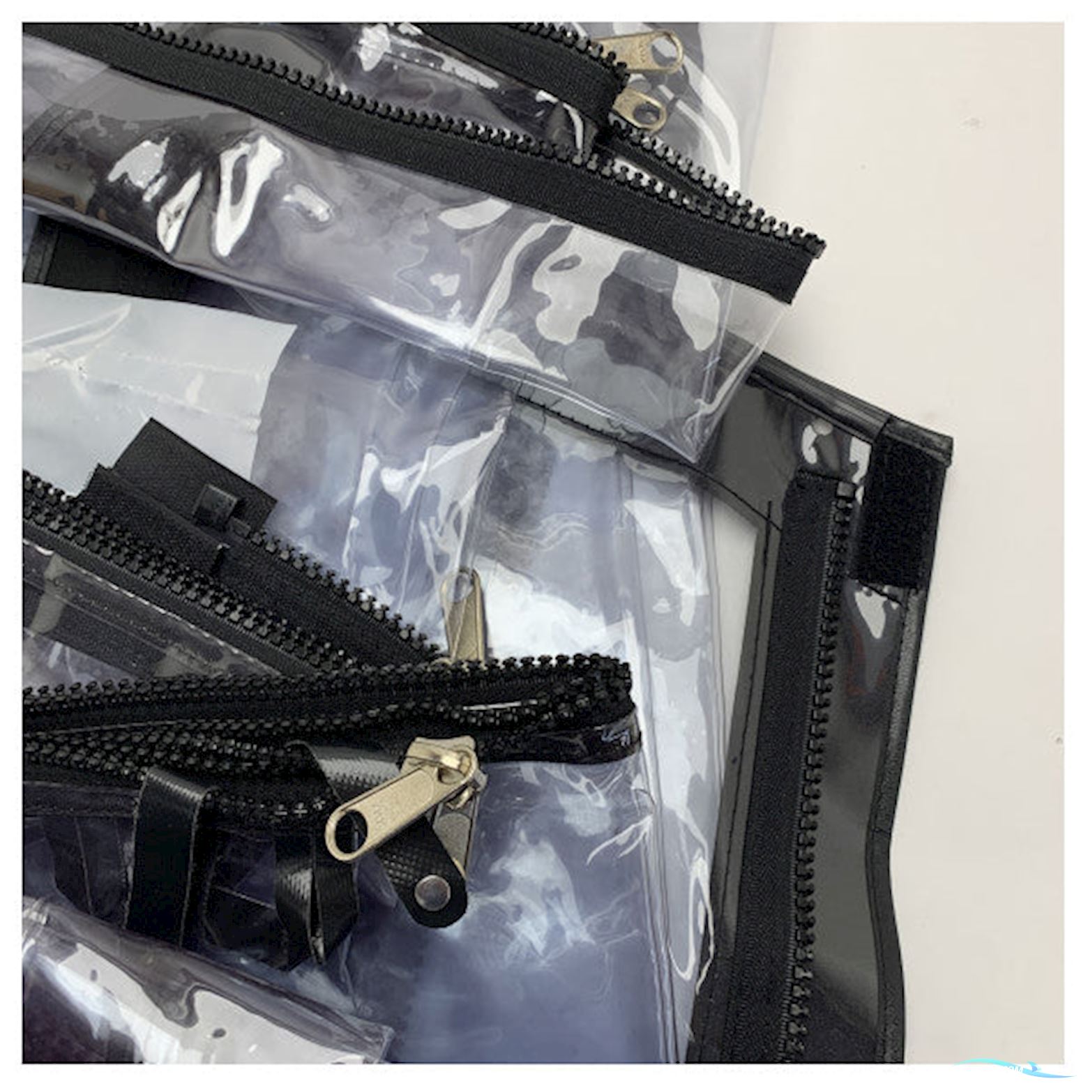 Quicksilver Activ 555 Bowrider Cockpit Enclosure Kit Black - VK_QS555Bre1R