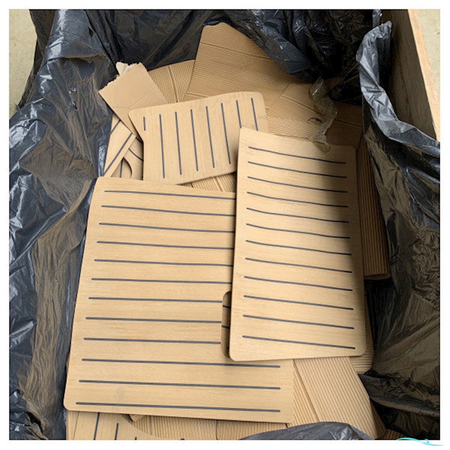 Quicksilver Activ 675 SunDeck Flexiteak Teak Deck Kit - 2371568