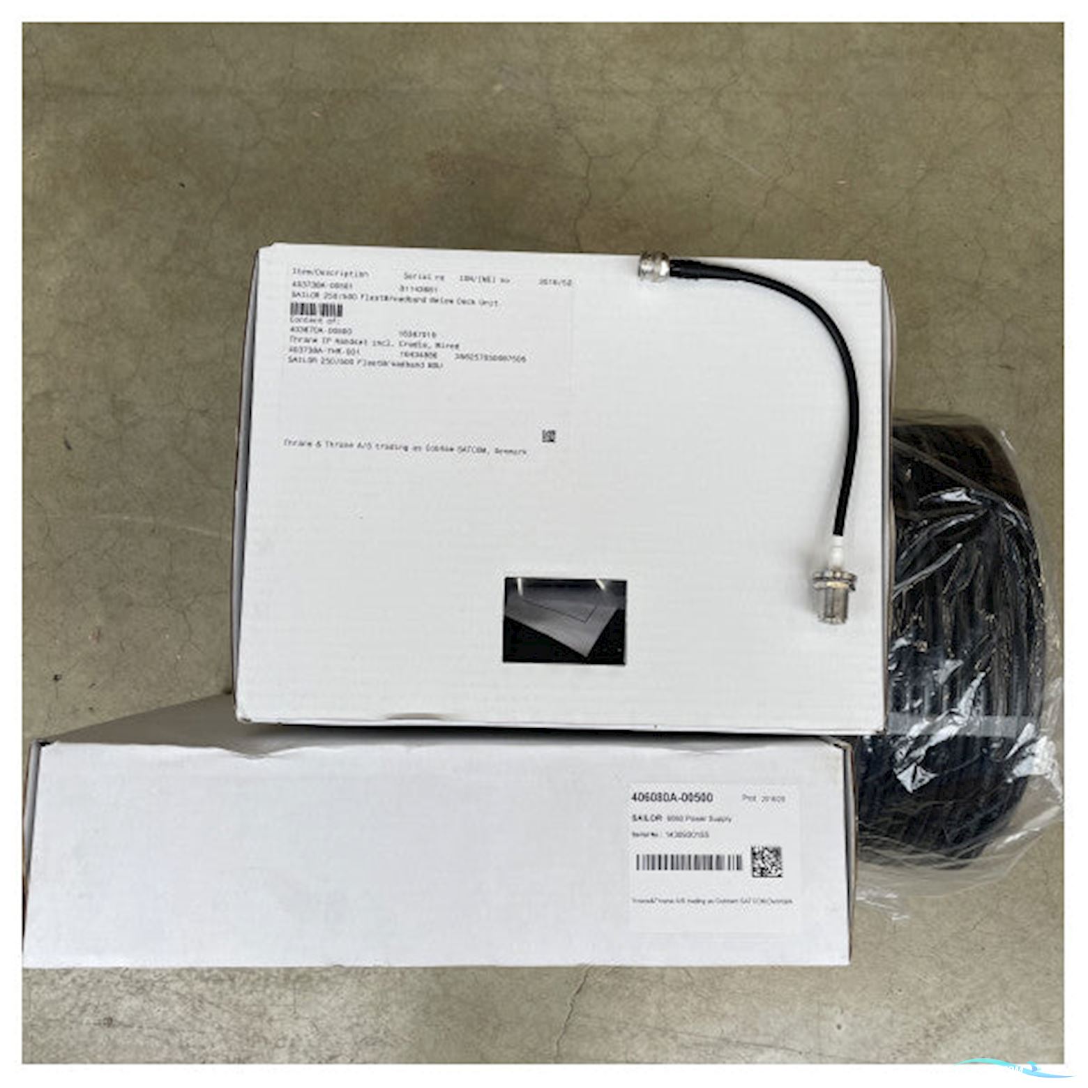 Sailor 500 FleetBroadband above deck unit - 403740A-00501