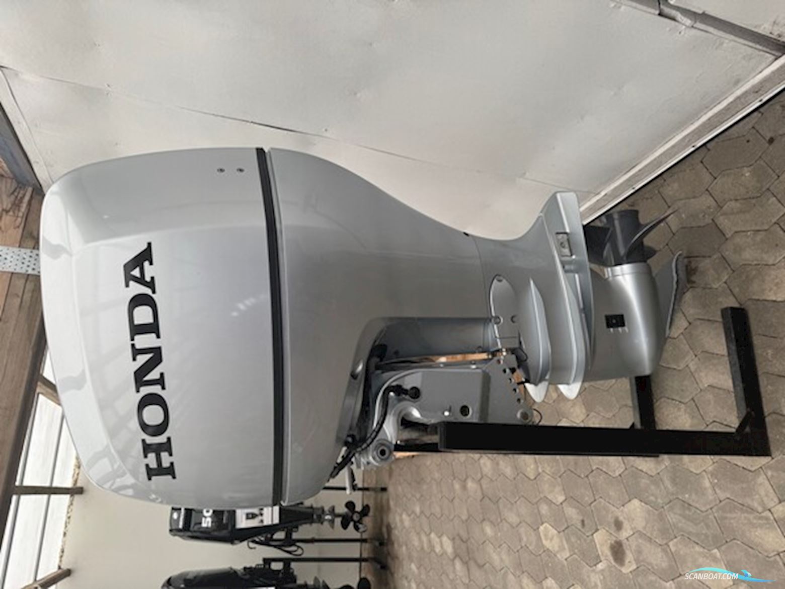 135 hk Honda BF135 XL ben - engros til cvr nummer.