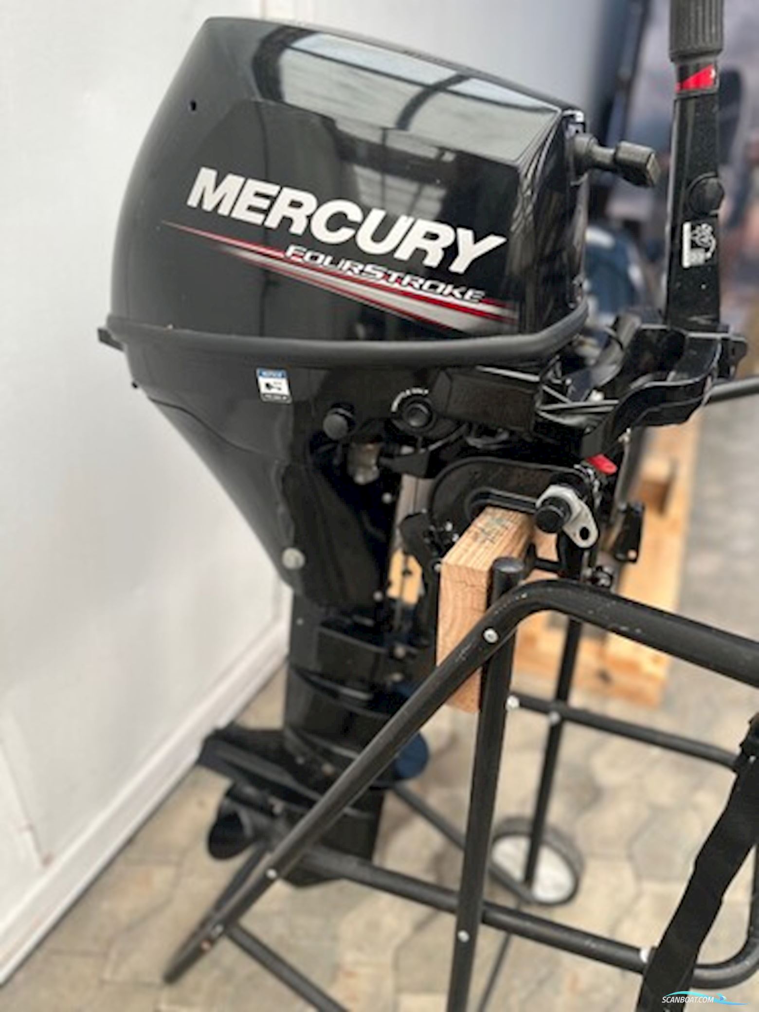 9,9 hk Mercury 4 takt - lang ben