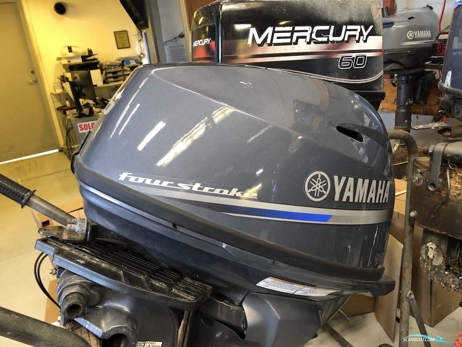 Yamaha F25Getl