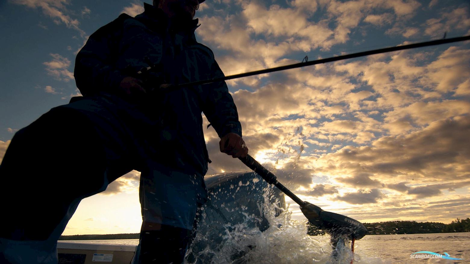 Yamaha M-12 El-Motor