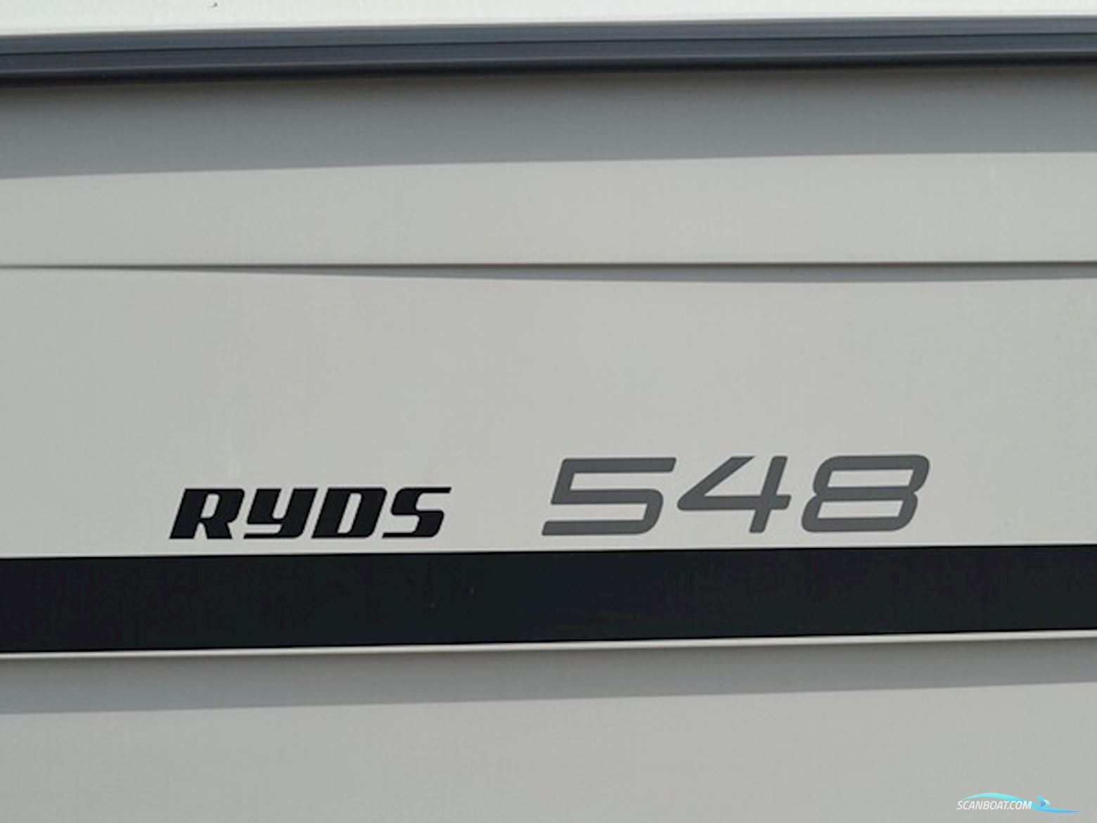 Ryds 548VI Sport X-Line Med 100 hk Mercury-Efi 4 Takt 2,1L og 1300 kg Brenderup Bådtrailer