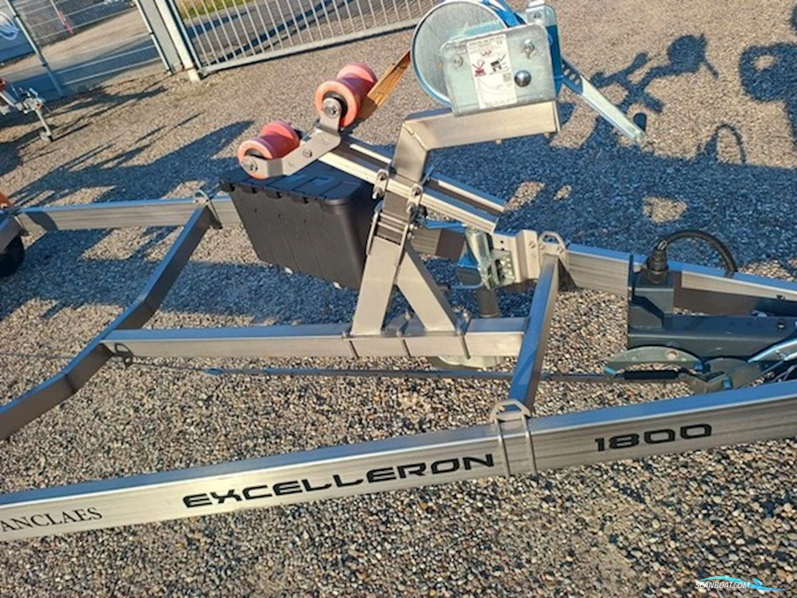 TILBUD! 1800 excelleron Vanclaes NY!