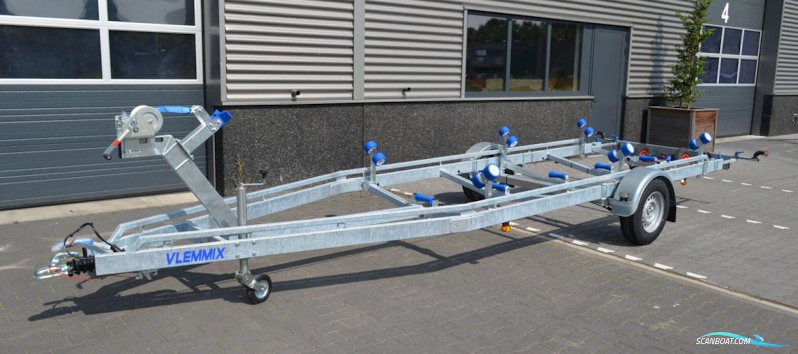 Vlemmix 1800 kg Trailer 700 Bootstrailer 2023, Niederlande