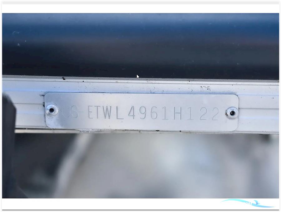 Bennington L22 Quad Bench Saltwater