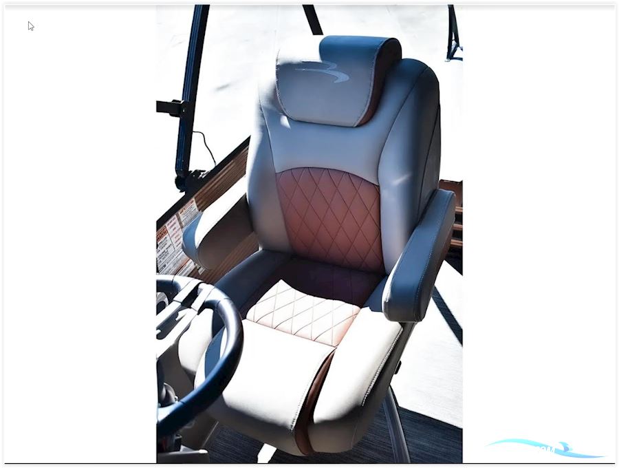 Bennington L22 Quad Bench Saltwater