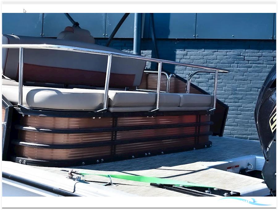 Bennington L22 Quad Bench Saltwater