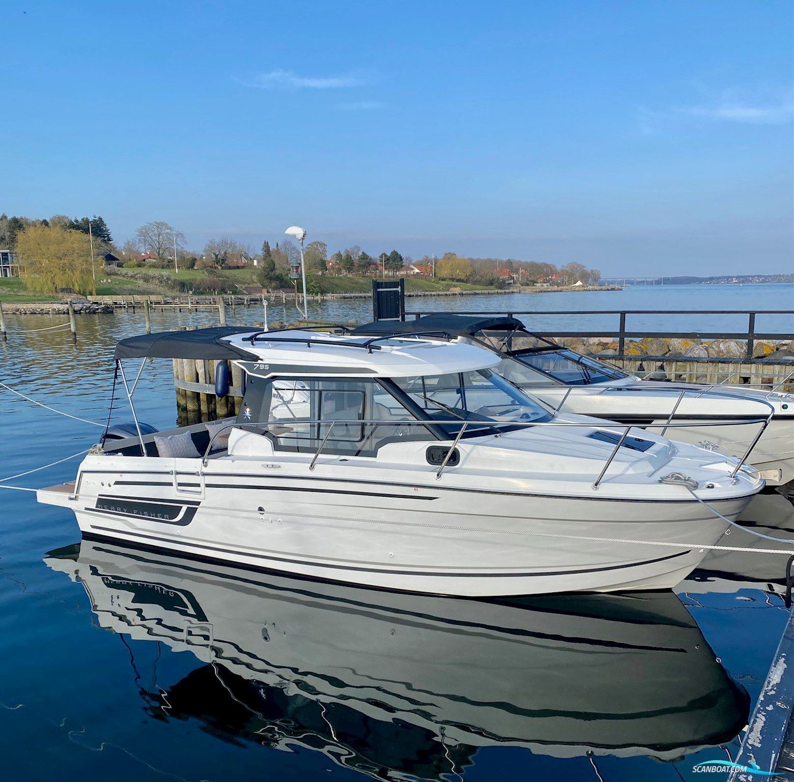 Jeanneau 795 Merry Fisher Serie2