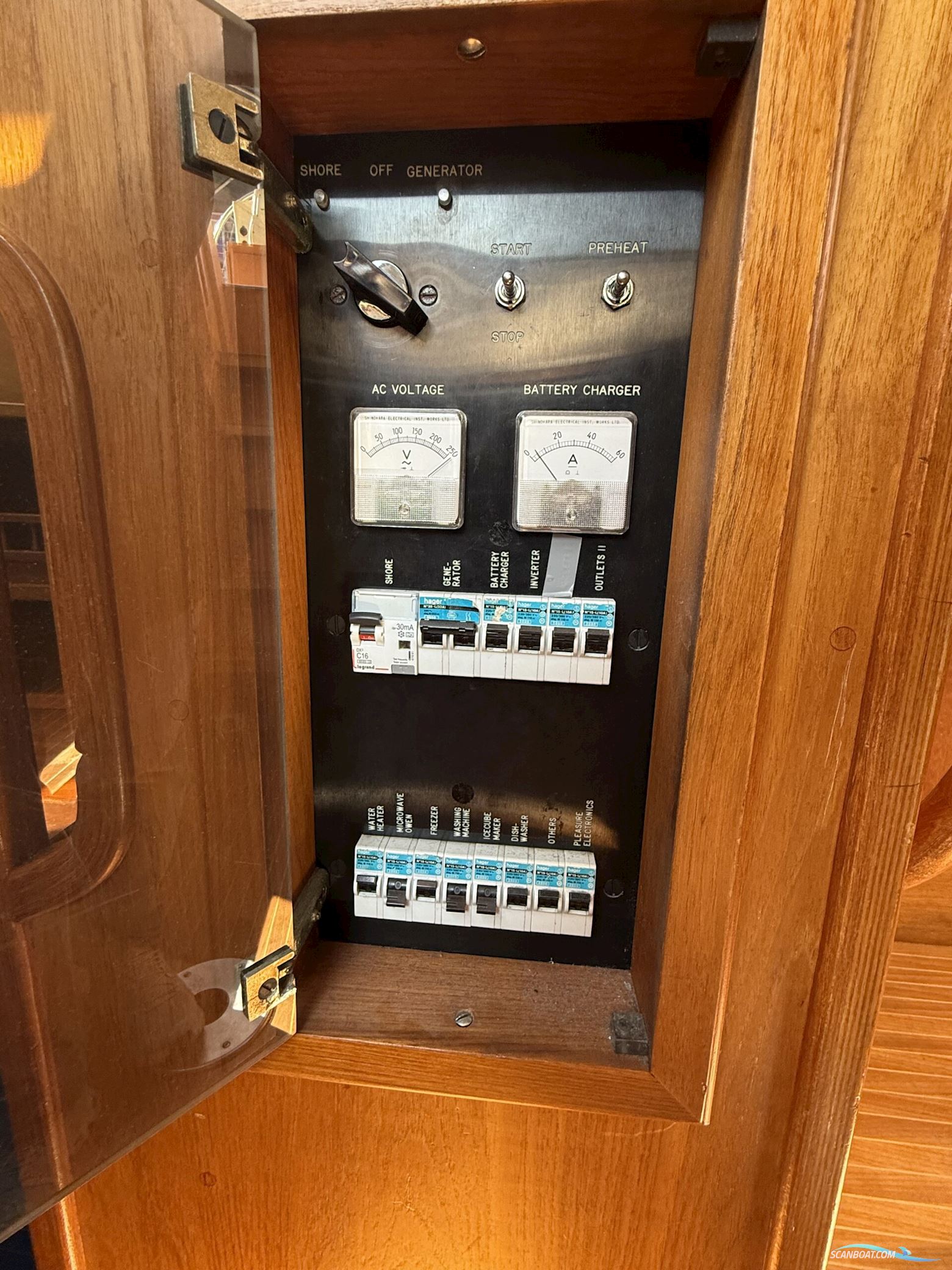 Nauticat 43 Med Mulig Havneplads